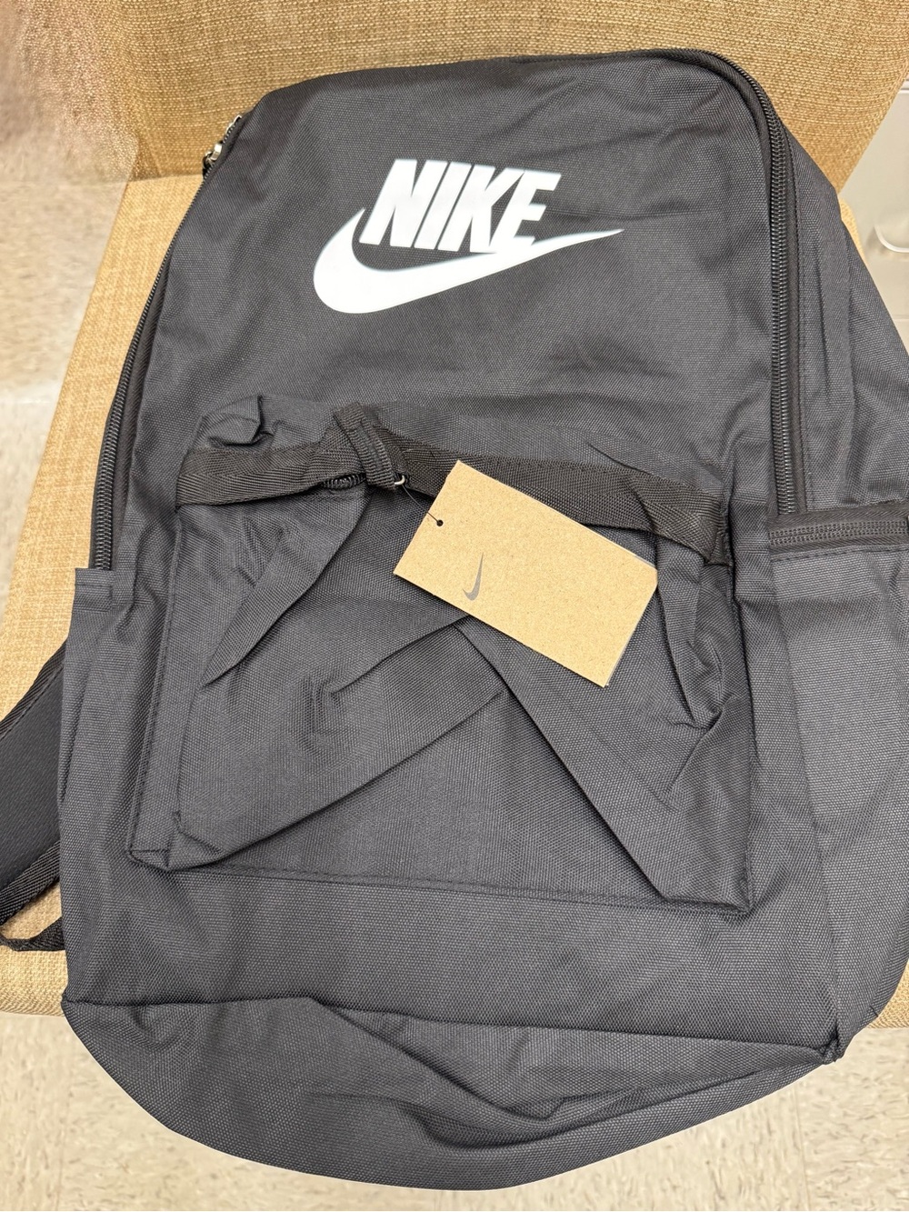 Nike Heritage Black/Black/White Medium - NWT